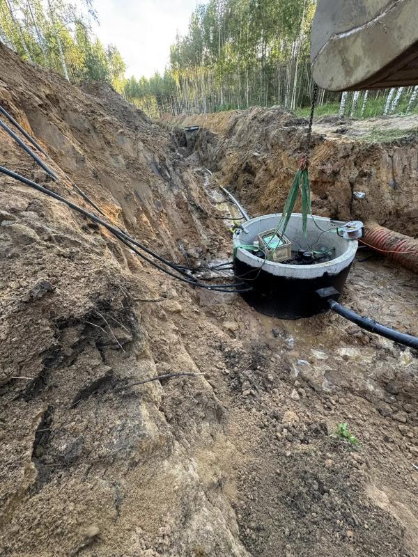 Завершаем строительство водопровода и газовой сети